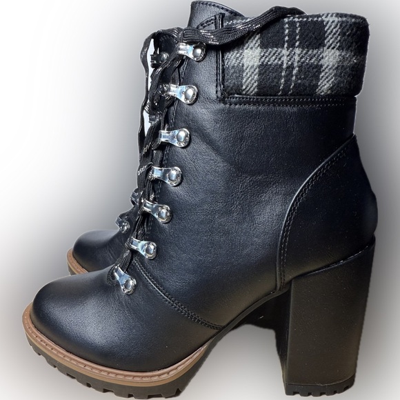 Sun + Stone Shoes - Sun + Stone Black Faux Leather Lace-Up Ankle Combat Boots with Plaid Cuff